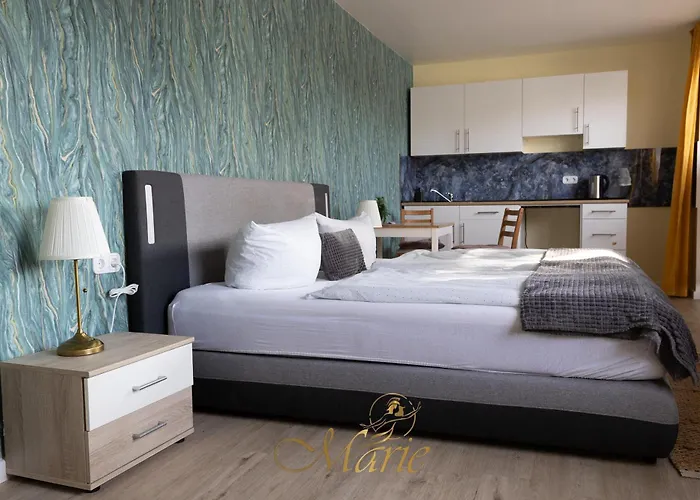 Gaestehaus Marie فندق *