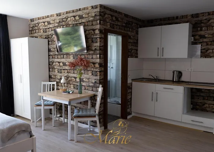 Gaestehaus Marie فندق Pansdorf